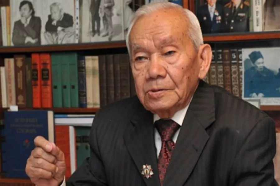 Қазақтың ит жылы туған мақтаныштары