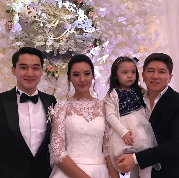 Қыздардың арманы болған отандық актердің үйлену тойы Алматы төрінде дүркіреп өтті (фото, видео)