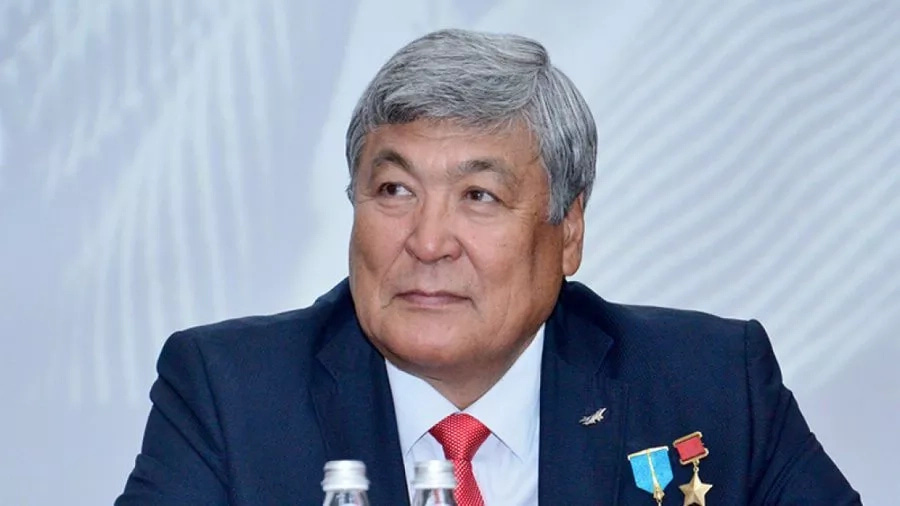 Қазақтың ит жылы туған мақтаныштары