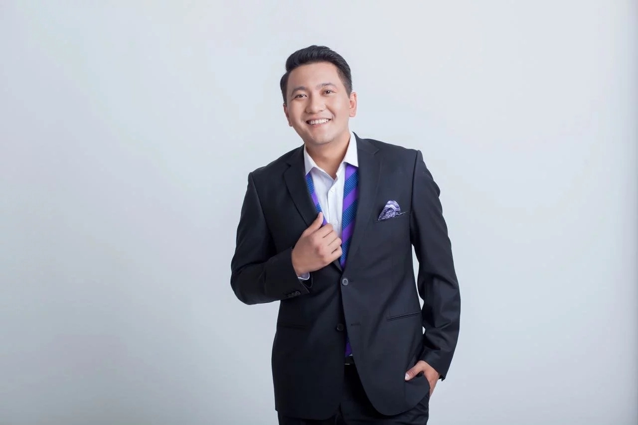 Асхат Садырбай: Мен - еріккеннен ажырасып, қайта үйленіп жүрген әйелқұмар адам емеспін