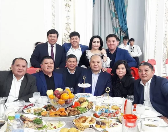 Заттыбек Көпбосынұлы шаңырағында қос қуанышын дүркіретіп өткізді. Фото: Instagram