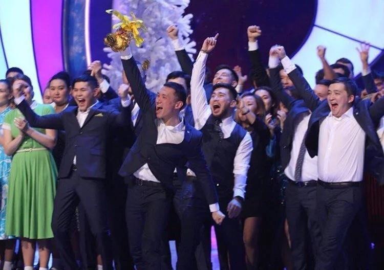 17 жыл бойы күткен жеңіс: Қазақстандық КВН команда Жоғары лигада алғаш рет чемпион атанды (фото, видео)